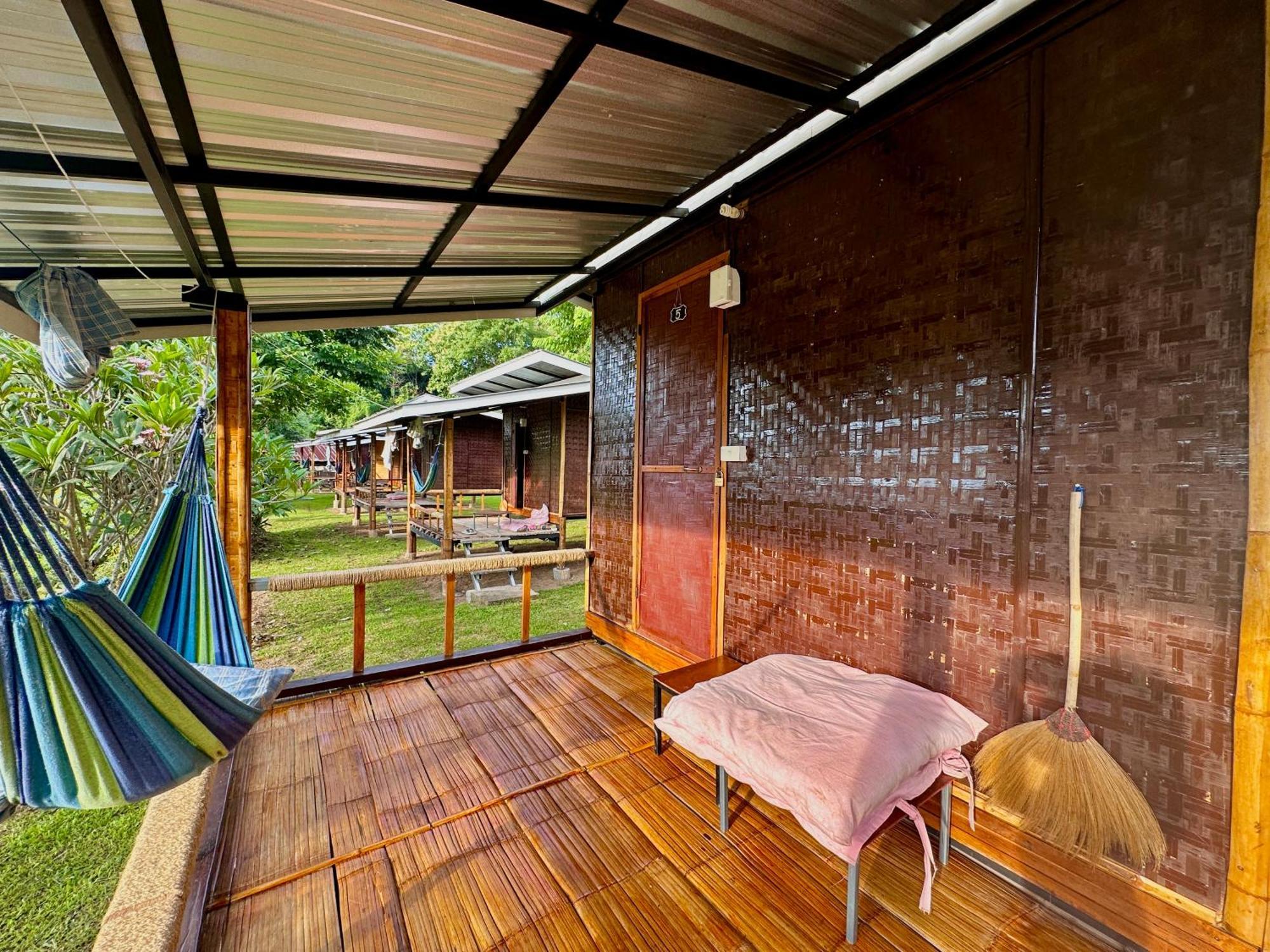 Twin Hut Hotell Pai Eksteriør bilde